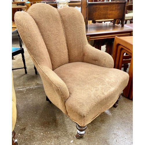 663 - Antique nursing chair on casters