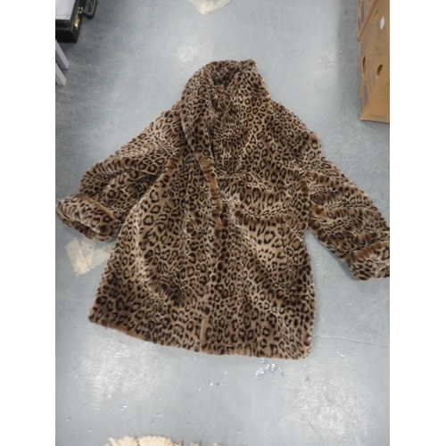118 - Simulated fur coat retailed by Gianfranco Corneli.