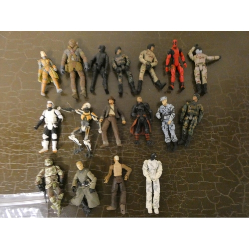 189 - Various Hasbro action figures.