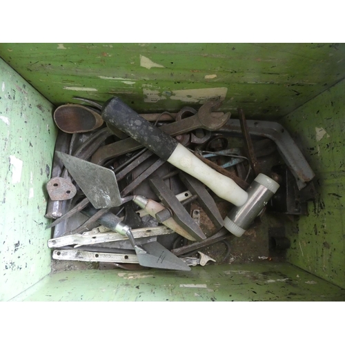 363 - Large box of vintage hand tools including hammers, trowels, tin snips etc