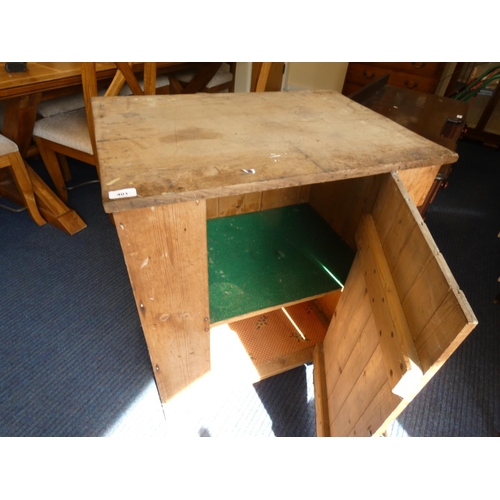 401 - Antique pitch pine cupboard.