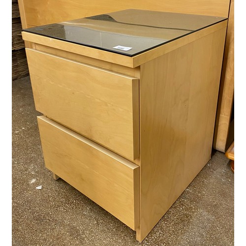 686 - Contemporary pine-look two-drawer unit and a bedside table