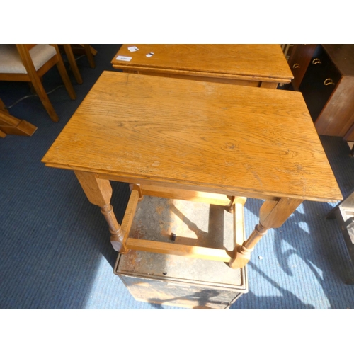 404 - Two small modern oak side tables.