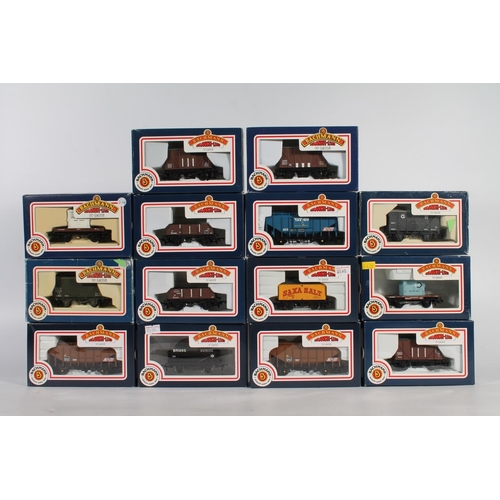 1012 - Bachmann Branchline OO gauge model railways to include fourteen items of rolling stock to include 33...