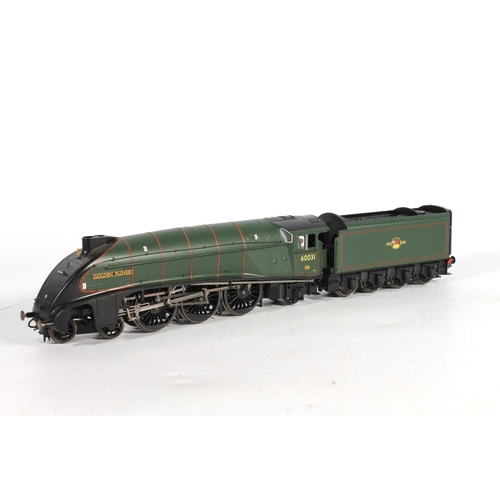 1014 - Hornby OO gauge model railways R2340 Class A4 4-6-2 Golden Plover tender locomotive 60031 BR green D...