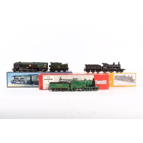 1033 - Kit built OO gauge model railway engines to include Wills Finecast SR Wainwright D Class 4-4-0 tende...