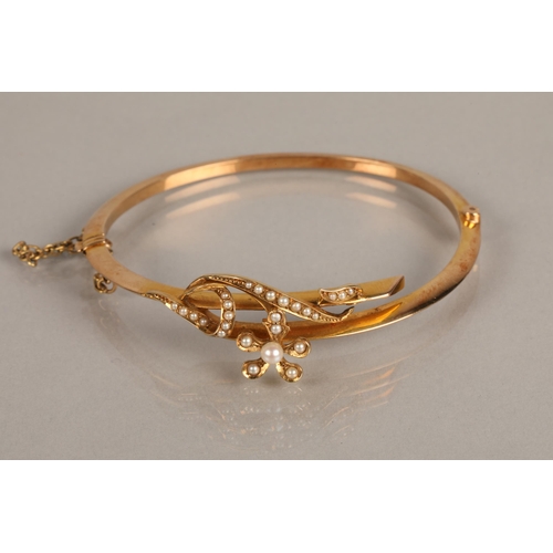 144 - 15k gold bangle set with seed pearls, 10.9g