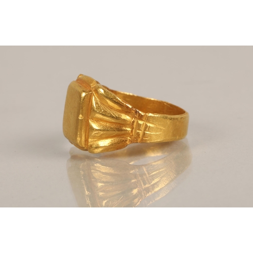 87 - High karat yellow gold signet ring, 6.1g, ring size Q/R