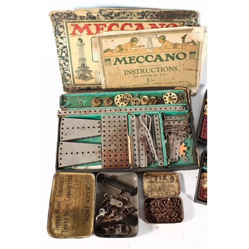 1104 - Vintage Meccano to include Accessory Outfit 1A boxed, Accessory Outfit 2A boxed, and Outfit 1 in 'En... 