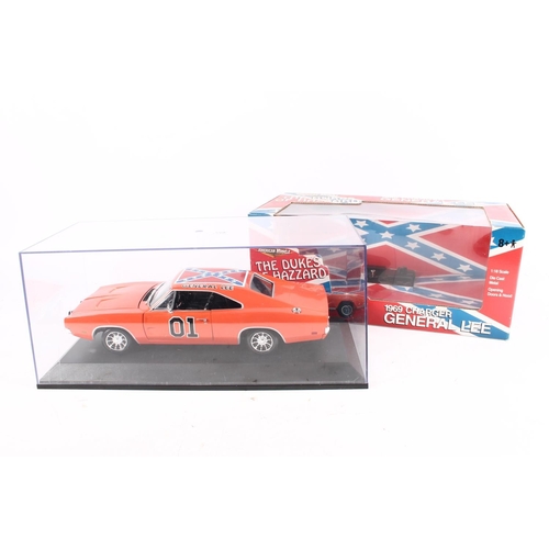 1107 - Ertl Collectibles 1:18 scale diecast American Muscle model vehicle 36685 Starsky & Hutch Ford Gr... 