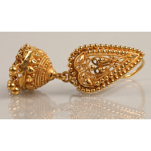 78 - 22K gold earrings, 12.1g