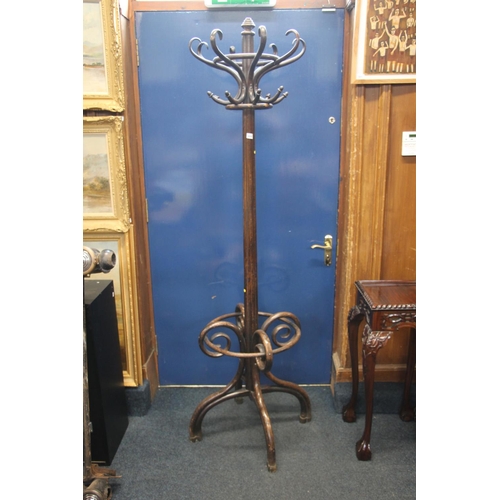 348 - Early 20thC bentwood coat and hat stand, ribbed finial over shaped hooks, shaped column leading to d... 