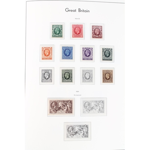 1285 - GREAT BRITAIN GB stamp collection held in one Lighthouse green leatherette album containing mint sta... 