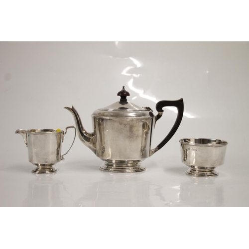 79 - George V silver bachelors three piece tea set, by Brook and Son of Edinburgh, hallmark for Sheffield... 