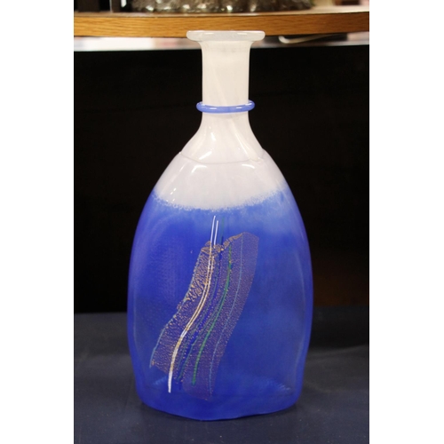 340 - Scandinavian 'Aqua' glass vase by Maud Gjeruldson Bugge for Hadeland, H33cm.