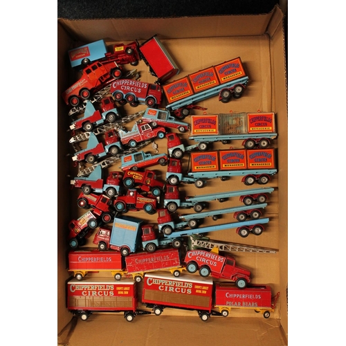 1179 - Around 50 diecast and other Chipperfields Circus models to include makers Corgi, kit built models et... 