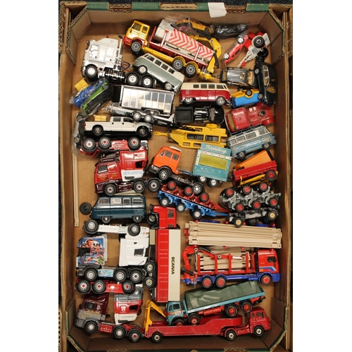 1182 - Over 50 unboxed diecast and other vehicle models including many articulated lorries, makers such as ... 