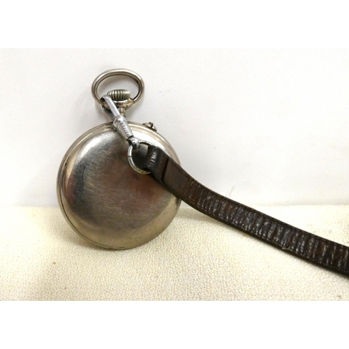 17 - Railway pocket watch, Swiss made.