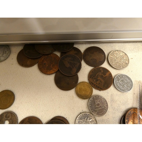 59 - Collection of vintage world and copper coinage.