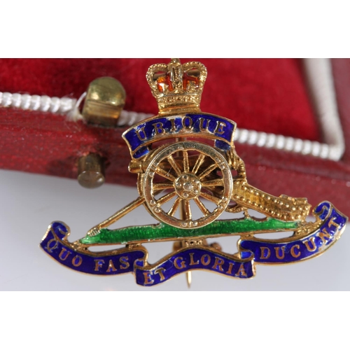 1406 - 9ct gold and enamel Royal Artillery sweetheart brooch, maker Garrard & Co Ltd, 4.1g, 3cm long.