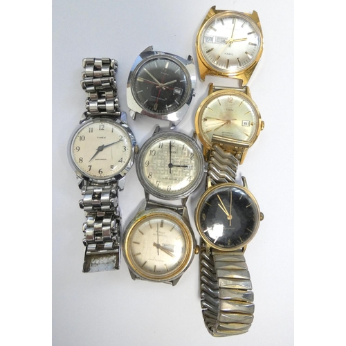 70 - Collection of vintage Timex wristwatches to include a day/date watch etc.