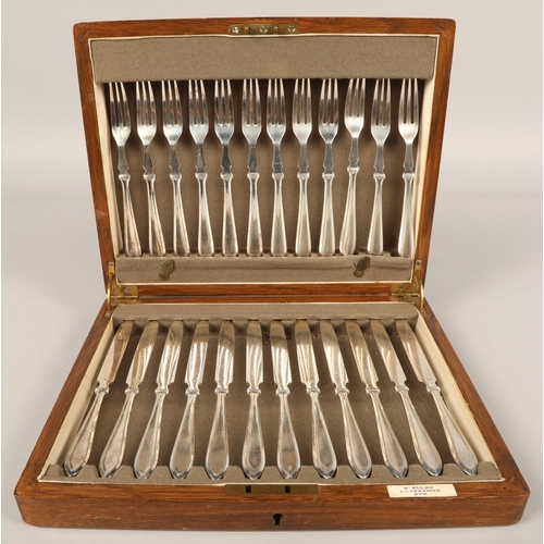 173 - W. Allan Silversmith Ayr, cased set of plated ware