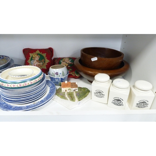 131 - Collection of blue and white 'Willow' pattern dinnerwares, Honiton Pottery posy ring, Buchan ware ju... 