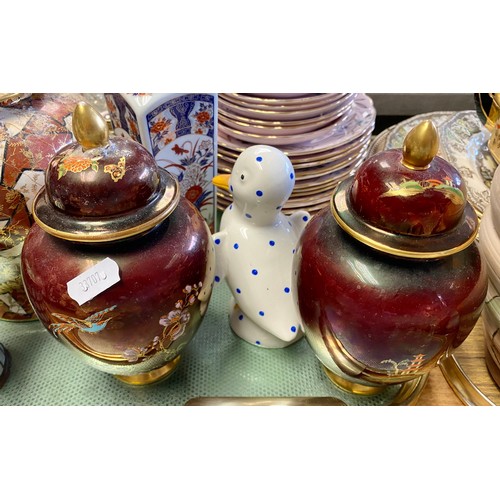 286 - Tuscan Southern Star part teaset, pair of Carlton Ware Rouge Royale ginger jars and other decorative... 