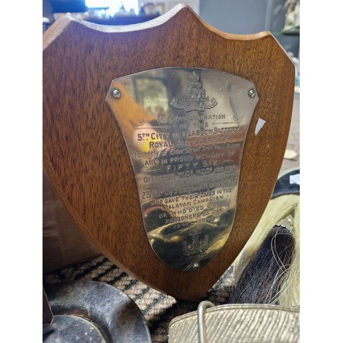 198 - Assorted Militaria to include: Lowland Brigade sporran by RG Lawrie, Regimental plaque 5th City of G... 