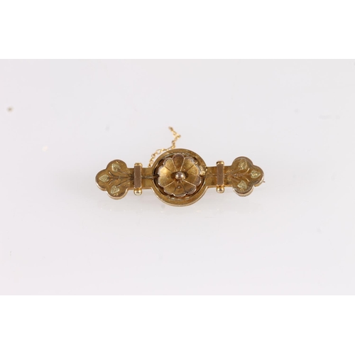 535 - Victorian 9ct gold bar brooch, 3.3g.