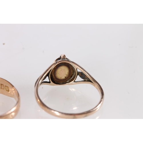 544 - Four 9ct gold rings, 9.2g, together with an unmarked yellow metal and opal ring (5)