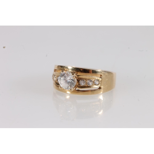 569 - 14ct gold and white stone solitaire ring, 3.1g.