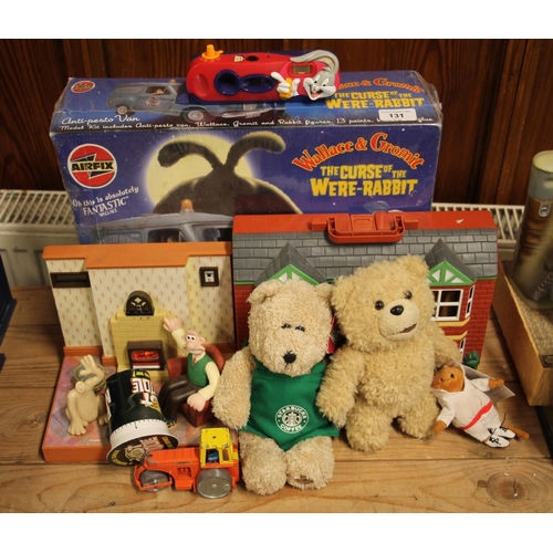 131 - Vintage toys to include teddy bears, Wallace & Gromit toys, etc.