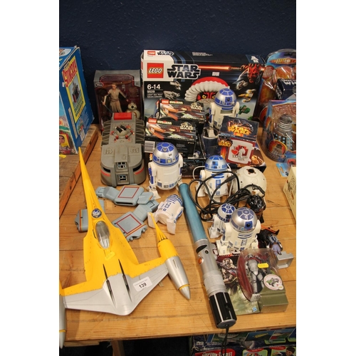 139 - Star Wars toys to include a Lego advent calendar, other Lego, etc.