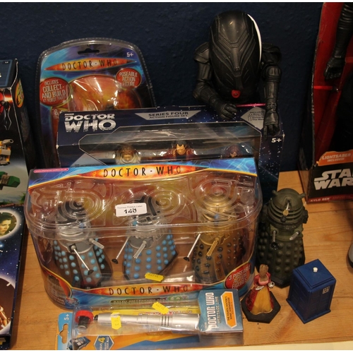 140 - Vintage Dr Who toys.