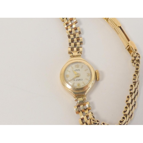 51 - Lady's Uno 9ct gold bracelet watch, nett 10.2g