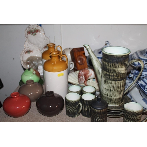 320 - Decorative ceramics to include blue and white tureen and covers, stoneware pottery coffee set, antiq... 