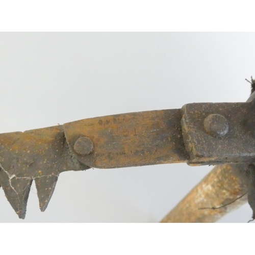 324 - WW1 engineer's folding chainsaw dated 1917, and a WW2 Royal Navy clasp knife by Joseph Rodgers &... 