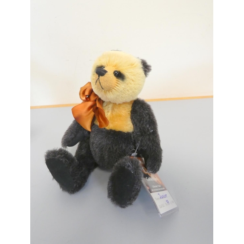 69 - Group of limited edition collector's teddy bears to include a Hermann ''Born to Ride'' biker teddy n... 