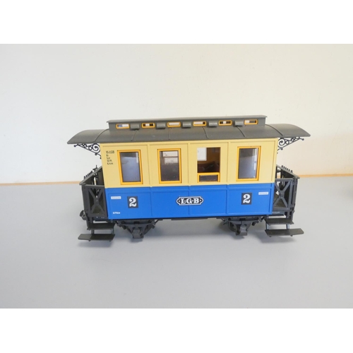 203 - LGB. Three Lehmann G scale 2nd class passenger carriages 3012. (3)