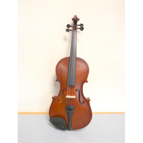 418 - Hindersine Inizio 3/4 violin, spruce top with two piece maple back. With case and bow.