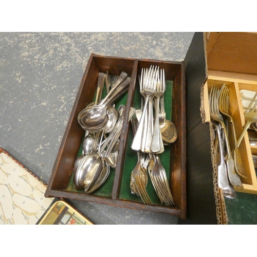 179 - Large box of EPNS and bone handled cutlery and place mats.