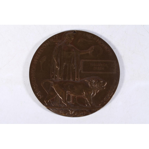 1183 - Medal of Frederick Green comprising WWI death plaque [FREDERICK GREEN].