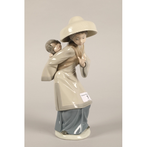 7 - Lladro Asian woman with child, 26cm h