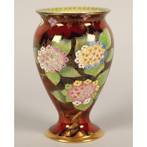 190 - Carlton Ware Hydrangea pattern vase 20cm h