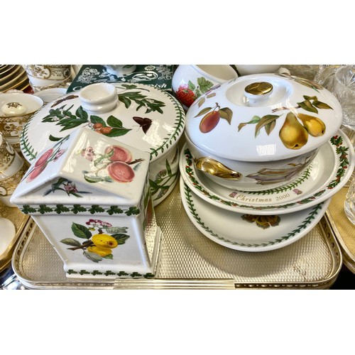 302 - Quantity of mostly Portmerion items to include plates, dish and cover, mantel clock, teacups, etc