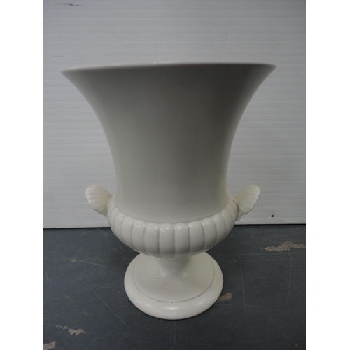 115 - Royal Doulton 'Inspiration' pattern part service and a Wedgwood 'Campagna' pattern vase.