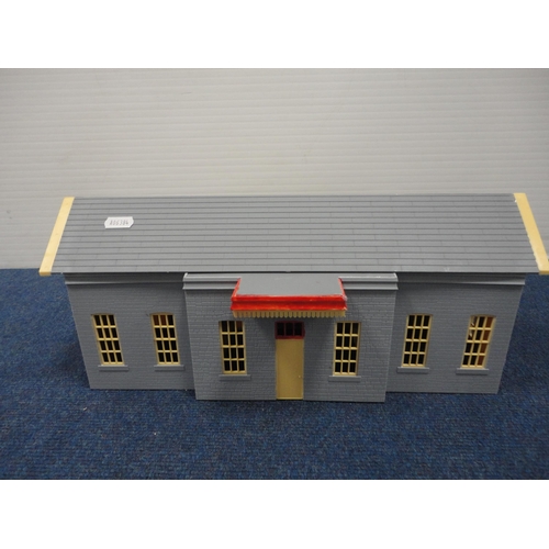 17 - Collection of model railway accessories to include buildings, signal posts etc.