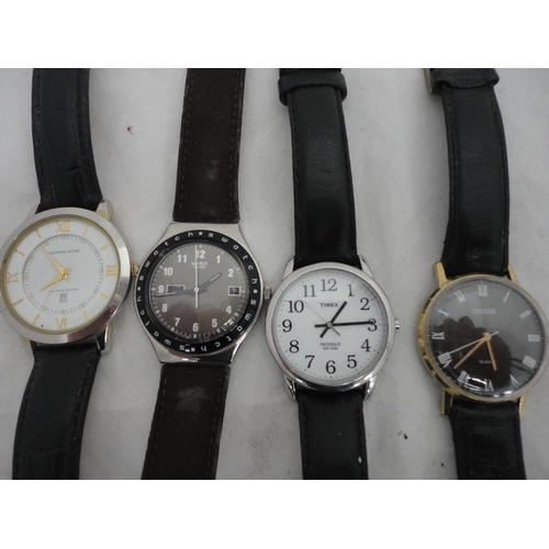 205 - Bag containing miscellaneous jewellery and modern gent's wristwatches to include Sekonda, Swatch etc... 