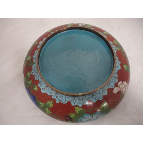 219 - Cloisonn&eacute; Chinese-style bowl on copper and a pair of similar Chinese-style cloisonn&eacute; v... 